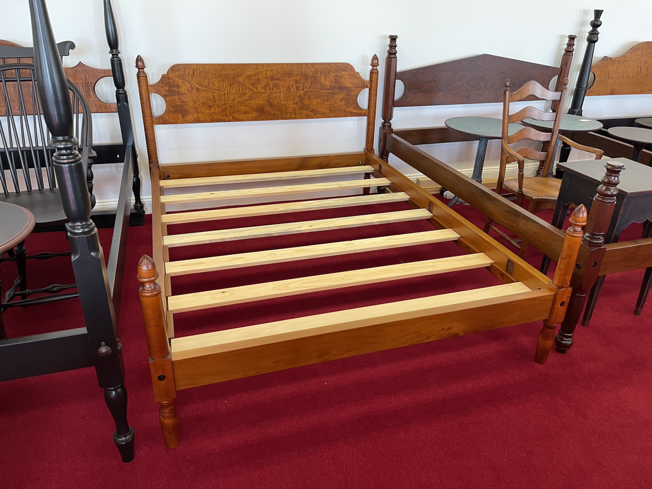 Tiger Maple Wood Queen Size Bed Image