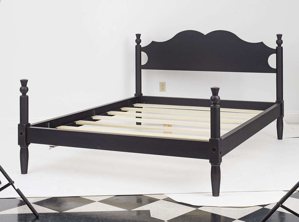 Queen Size Black Bed-image