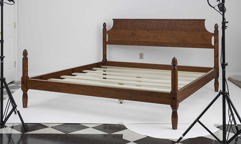 New King Size Acorn Bed-image