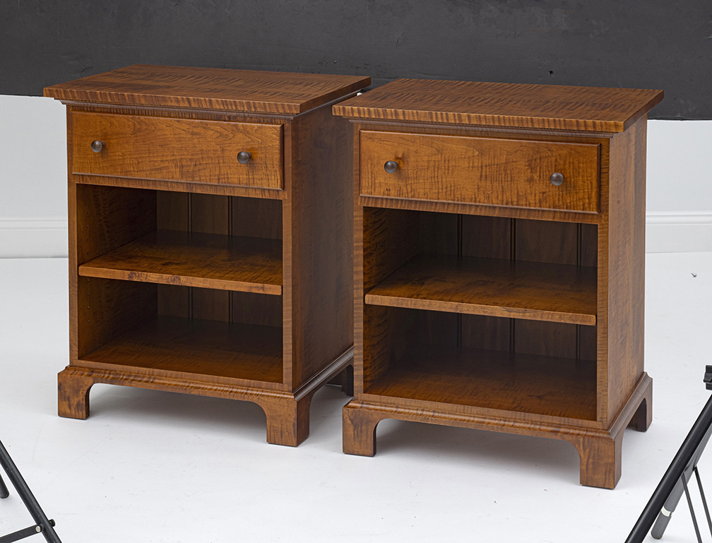 Pair of Shaker End Tables with Shelf-image