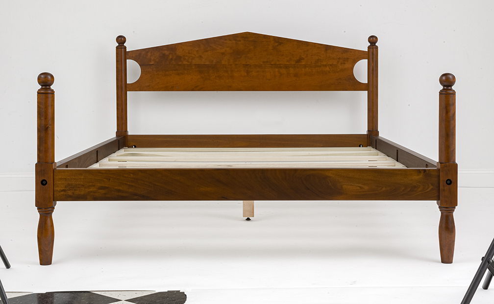 Cherry Queen Size Poster Bed-image