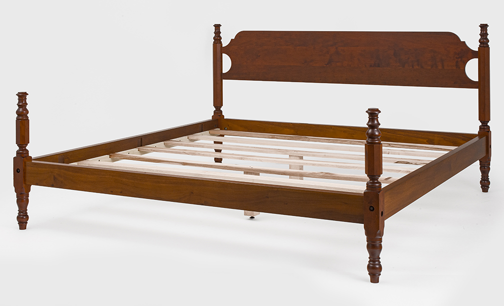 Historical Marblehead Bed-image