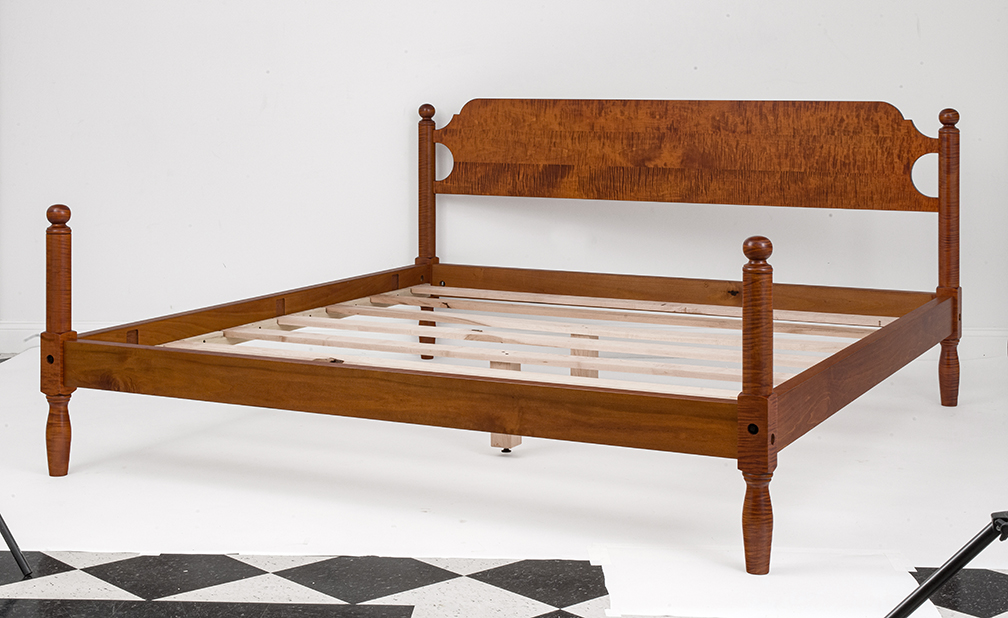 King Size Tiger Maple Country Cottage Bed-image