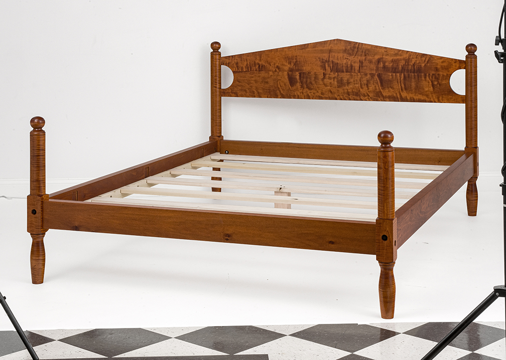 Queen Size Historical Portland Poster Bed-image